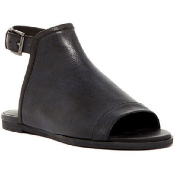 Eileen Fisher black Dakota leather flat sandals - size 5.5 - Picture 1 of 7